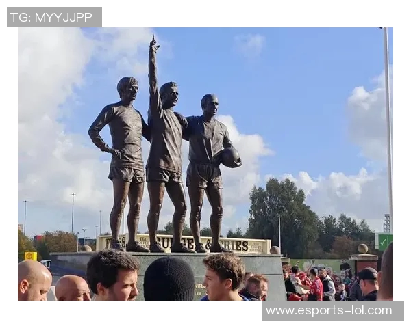 世界足球巨星雕像的迁移与安放地大盘点