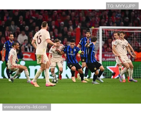 卡氏足球巨星传奇生涯与荣耀之路全面解读