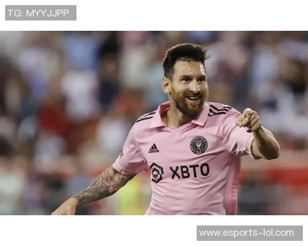 梅西荣登历史最佳球星排名榜第一位置引发全球热议